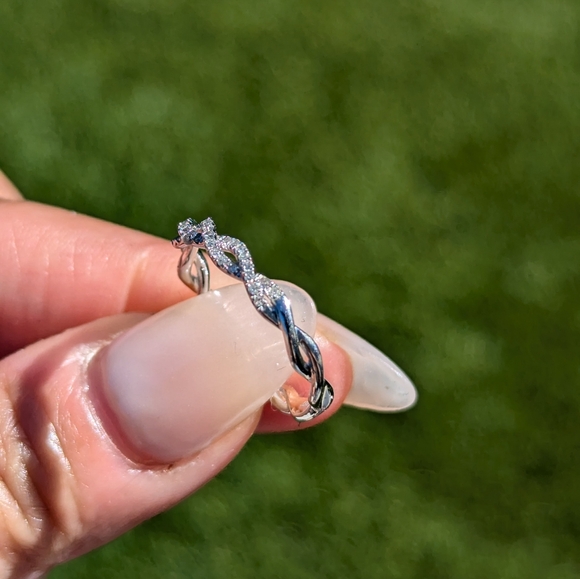 14k White Gold Open Diamond Twist Wedding Engagement Ring - Picture 5 of 7